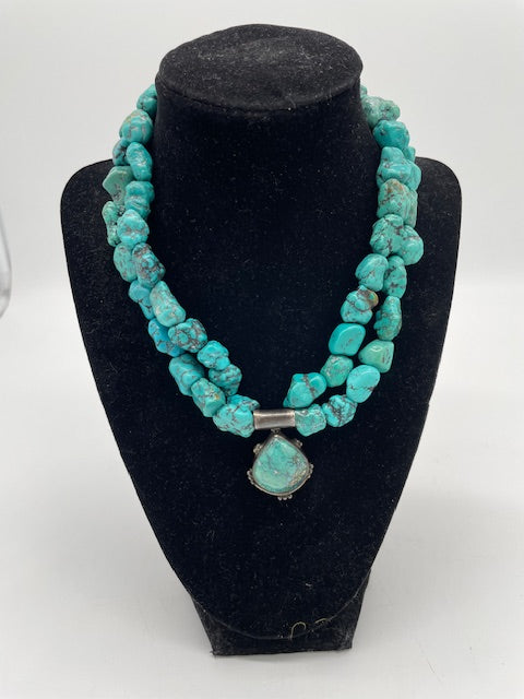 Turquoise and Sterling Silver Necklace (Item 0350)