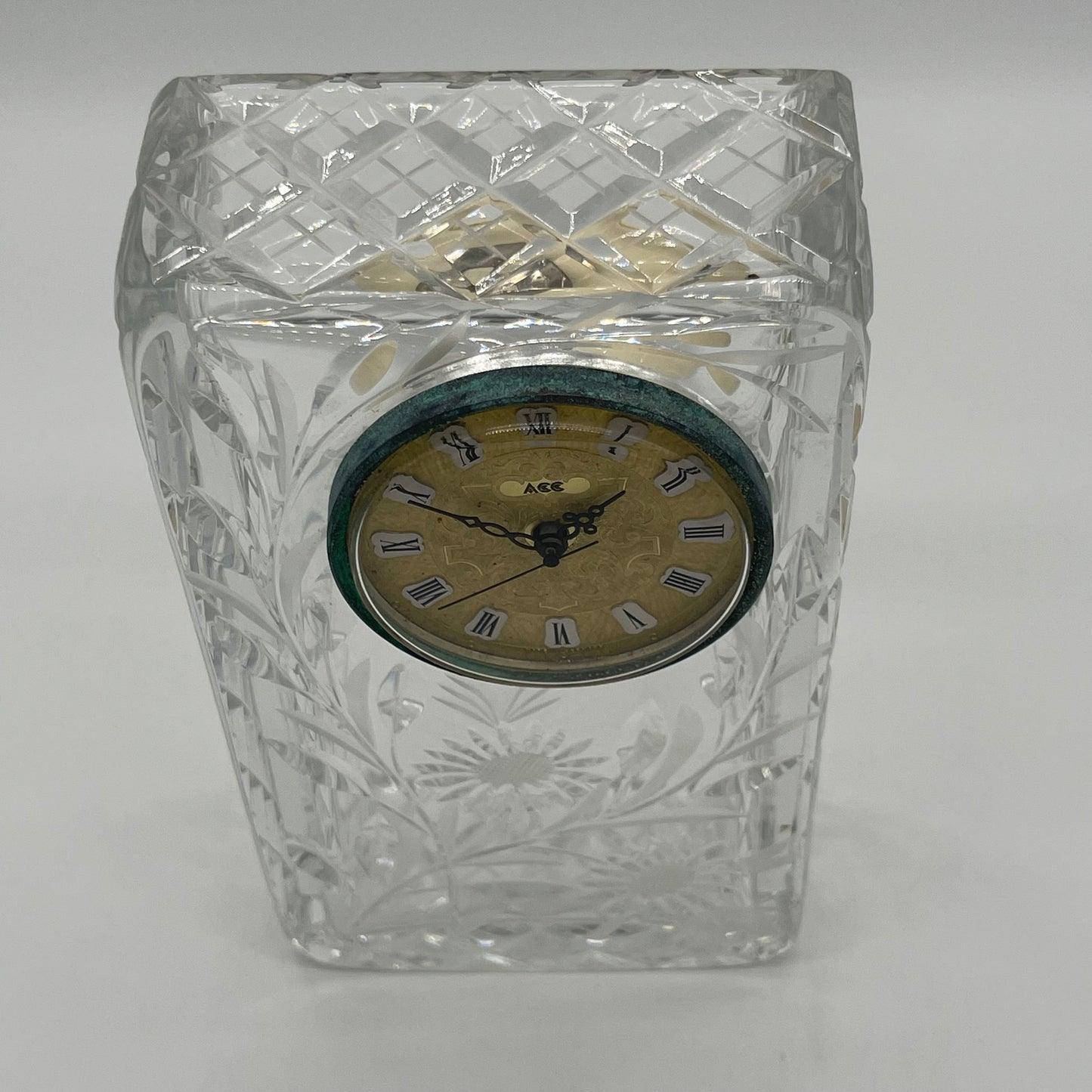 Cut Glass Clock-3 way Display (Item Number 0062)