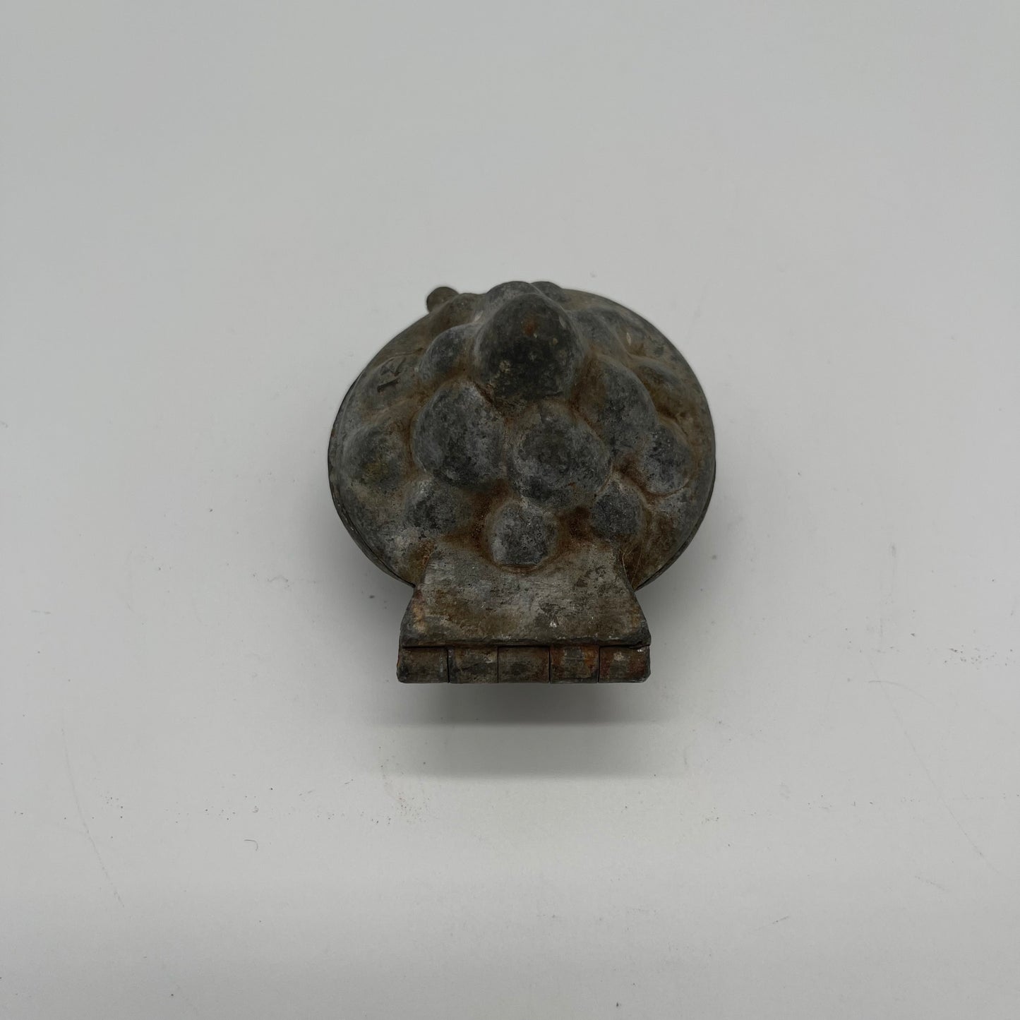 Eppelsheimer Strawberry Pie Mold (Item Number 0096)