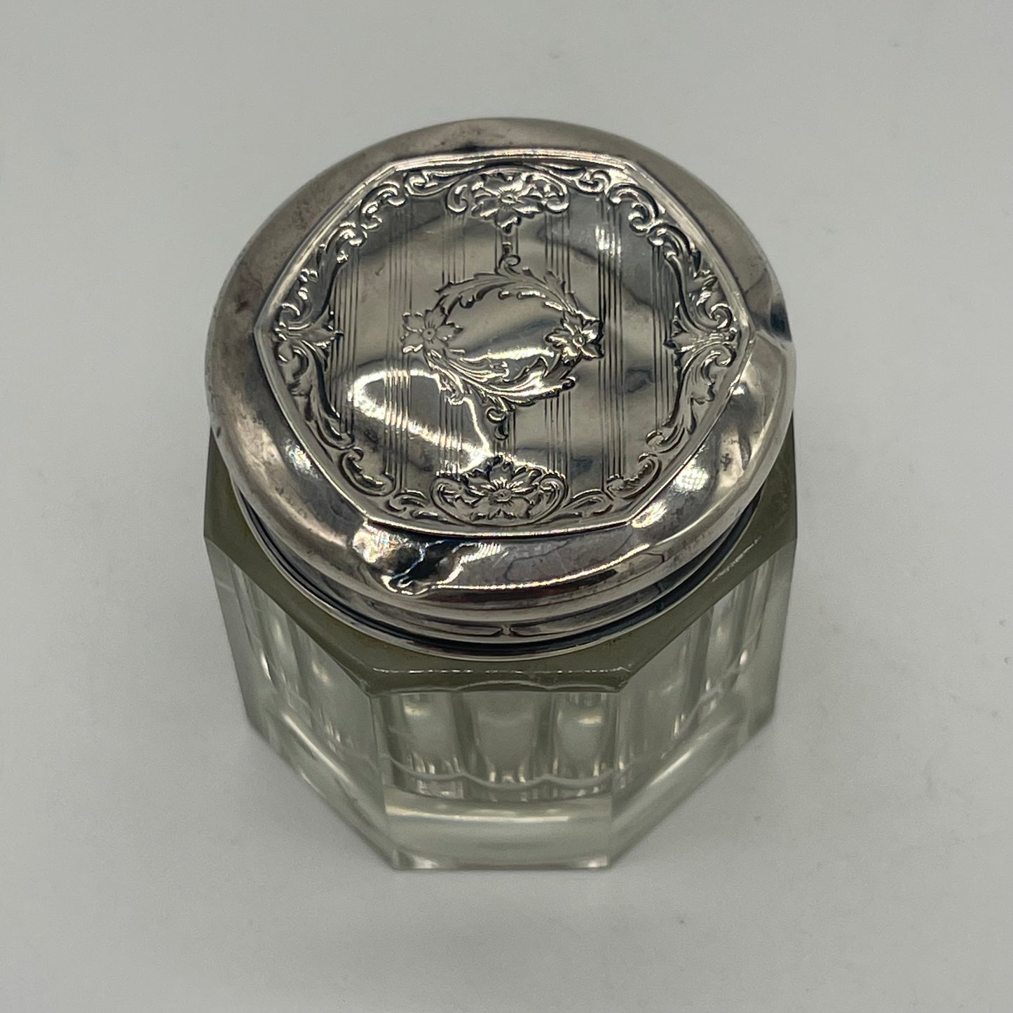 Crystal Rouge Pot with Sterling Lid (Item Number 0053)
