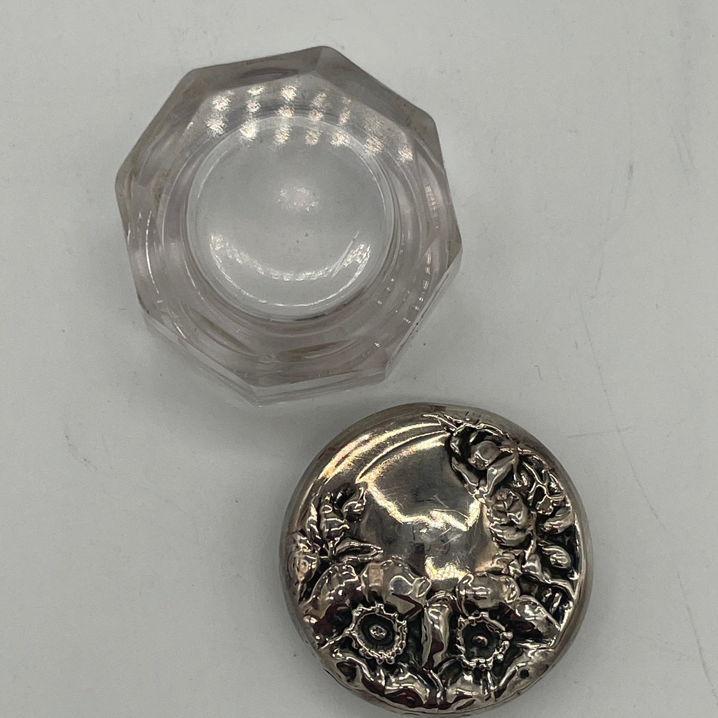 Crystal Rouge Pot with Sterling Lid (Item Number 0052)