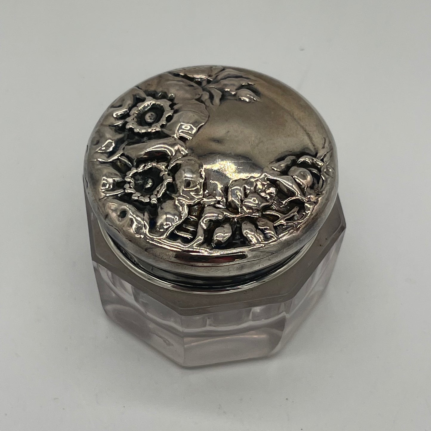 Crystal Rouge Pot with Sterling Lid (Item Number 0052)