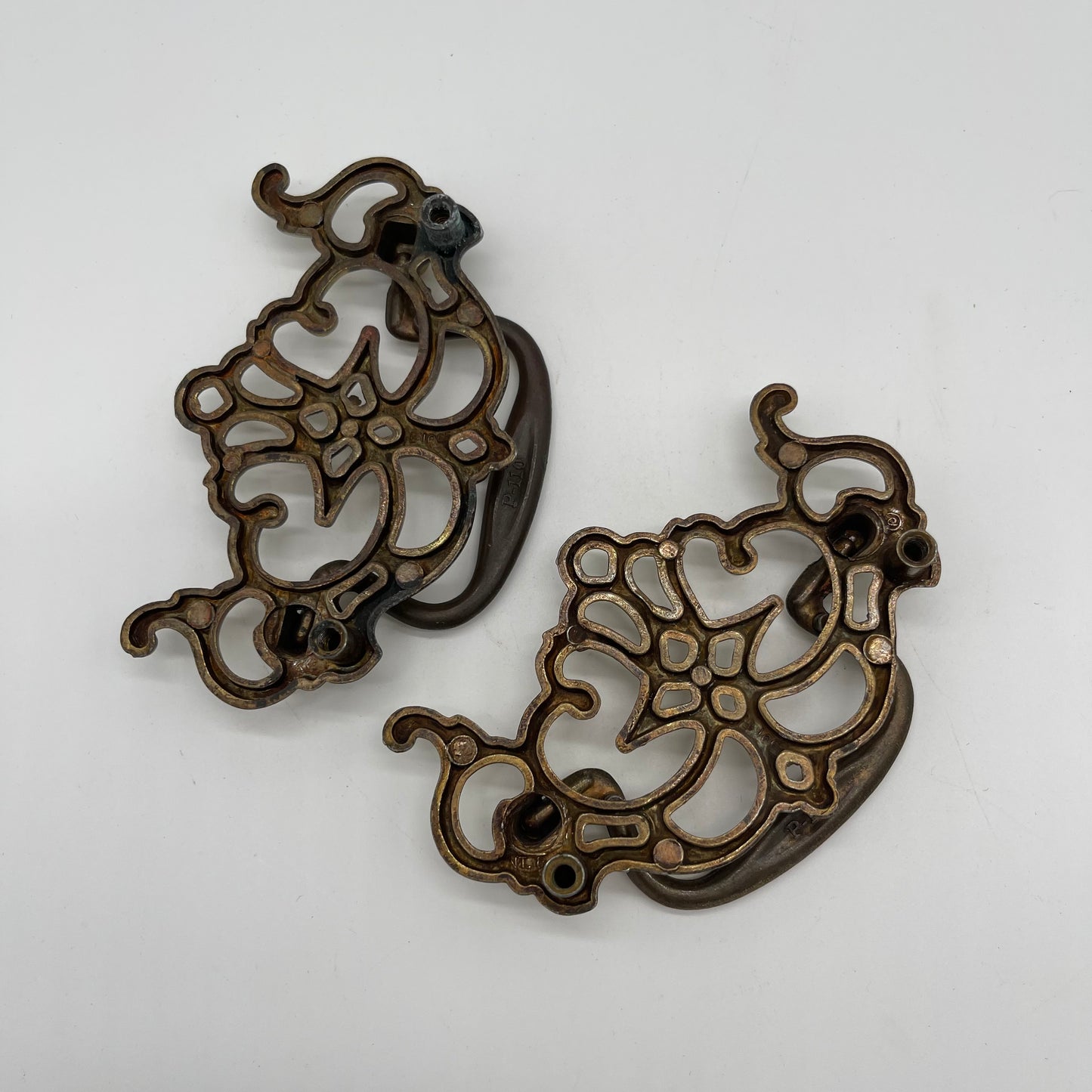 Pair of Vintage Drawer Pulls (Item Number 0198)