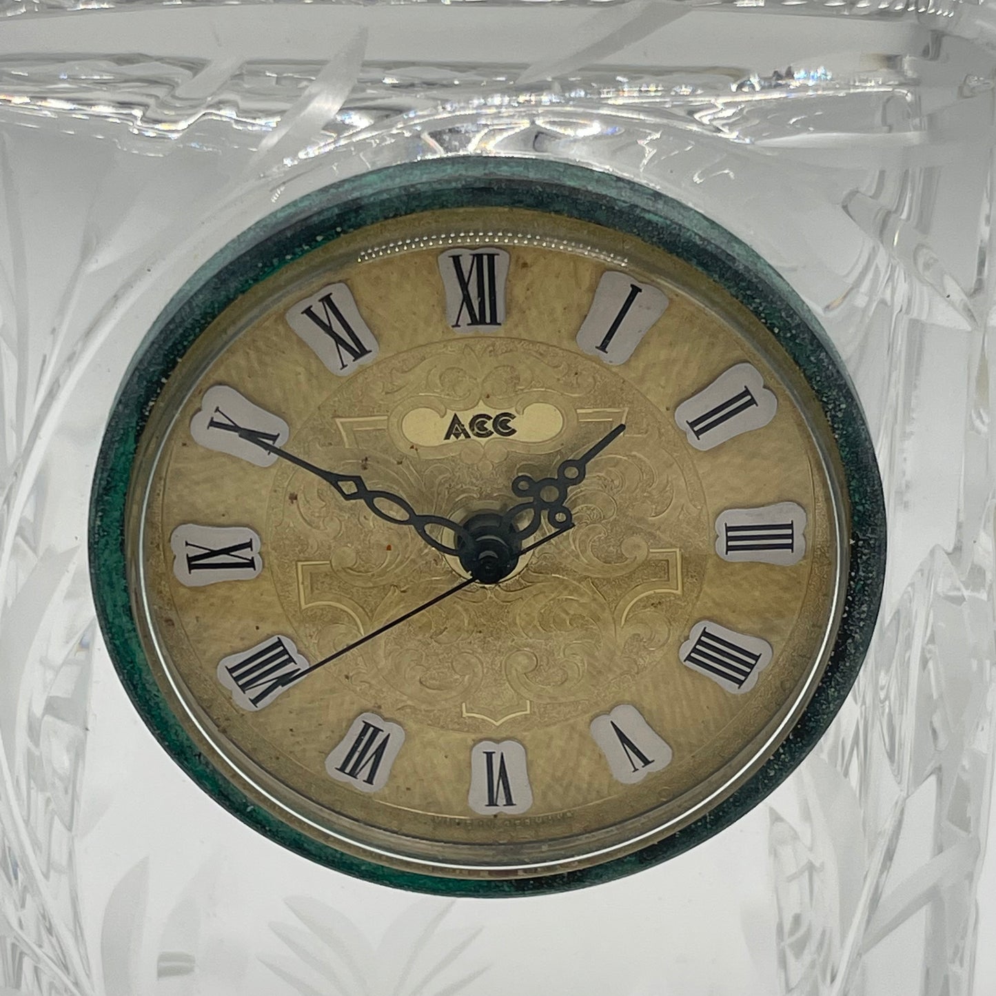 Cut Glass Clock-3 way Display (Item Number 0062)