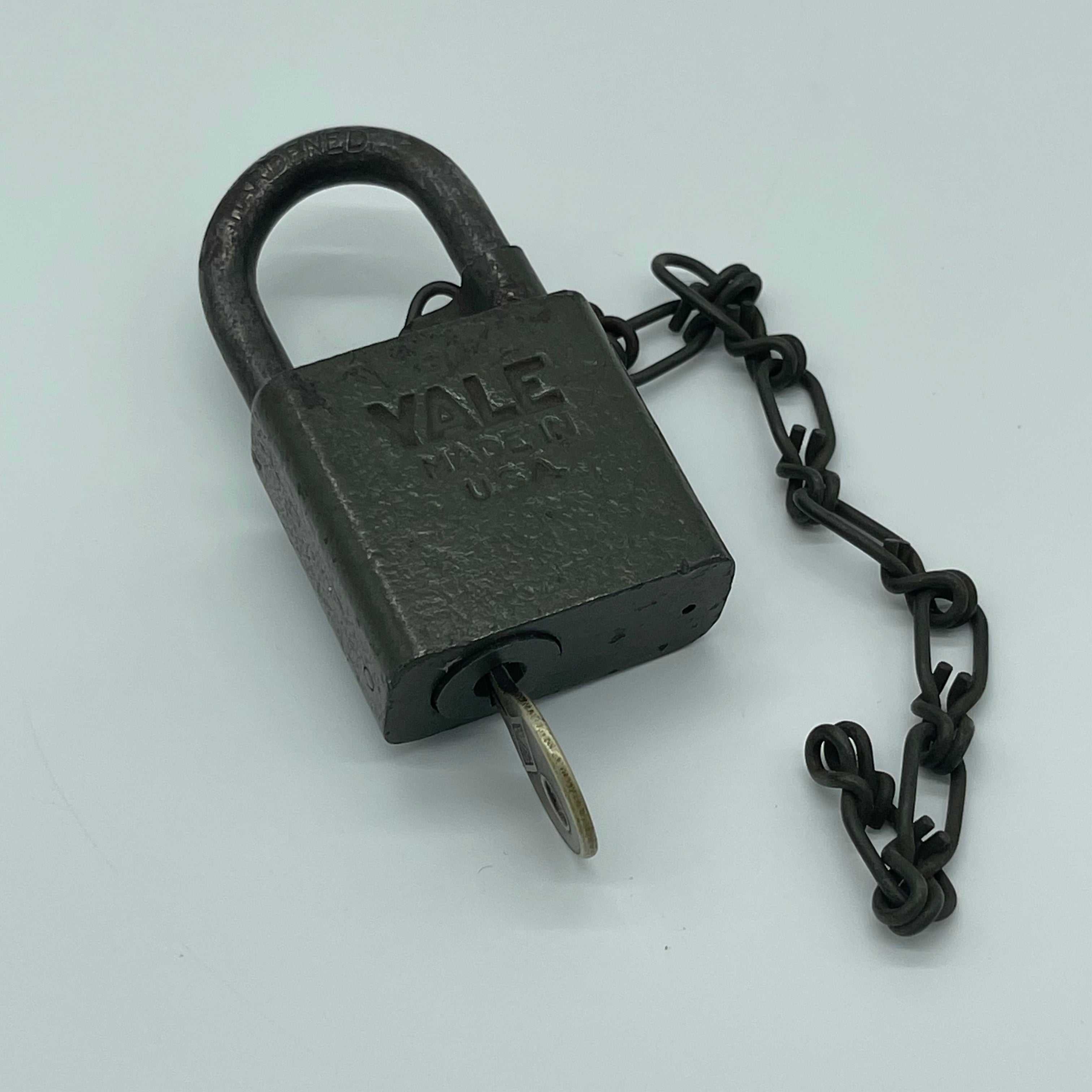 vintage US Navy padlock with chain / no key, USN Yale lock bronze