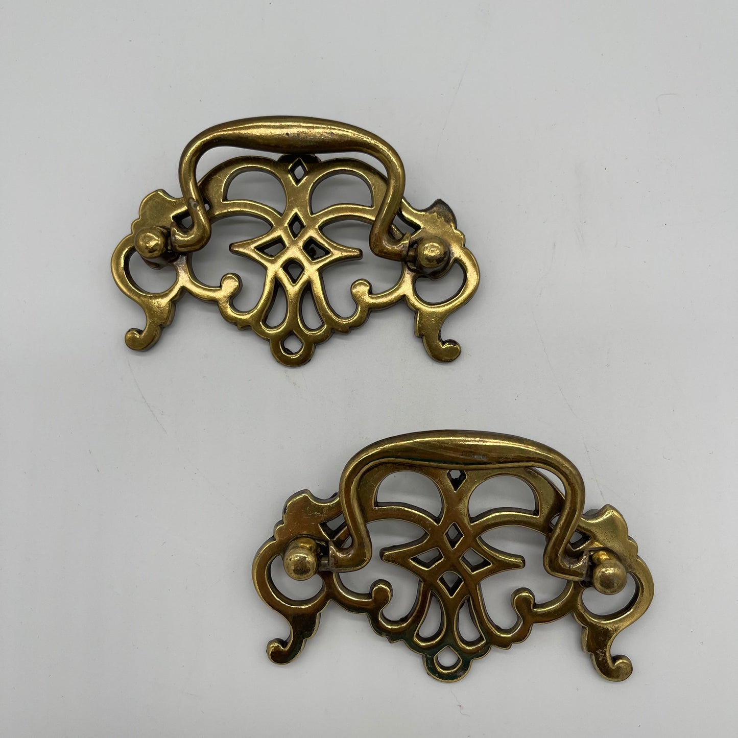 Pair of Vintage Drawer Pulls (Item Number 0198)