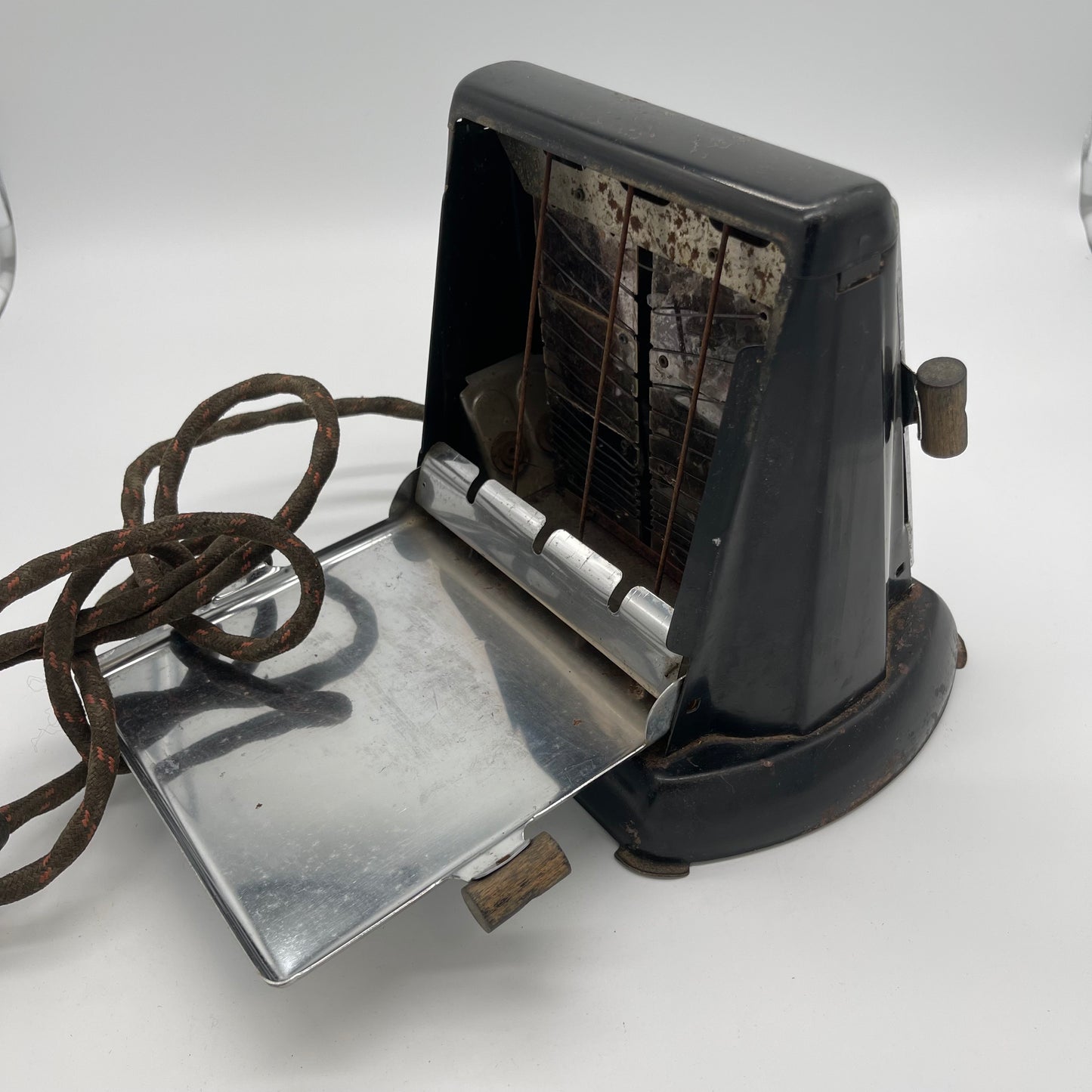 Vintage Pyramid Toaster (Item Number 0113)