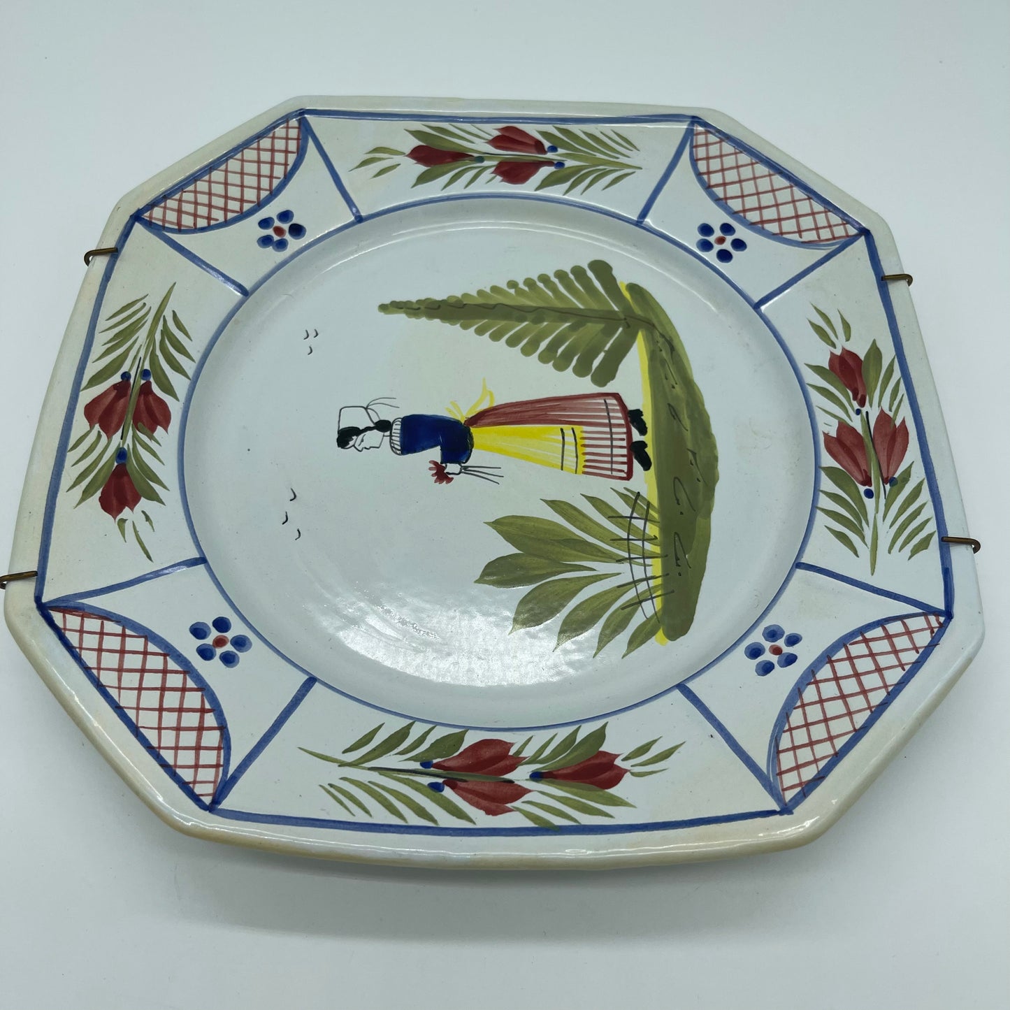 Quimper Plate (Item Number 0071)