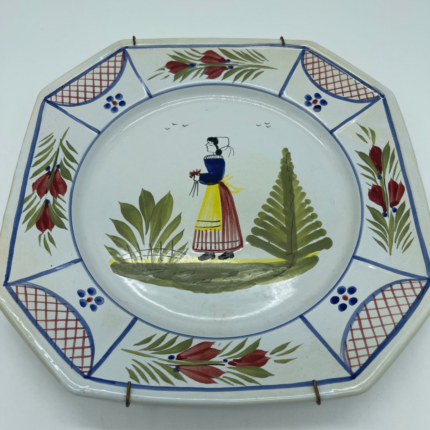 Quimper Plate (Item Number 0071)