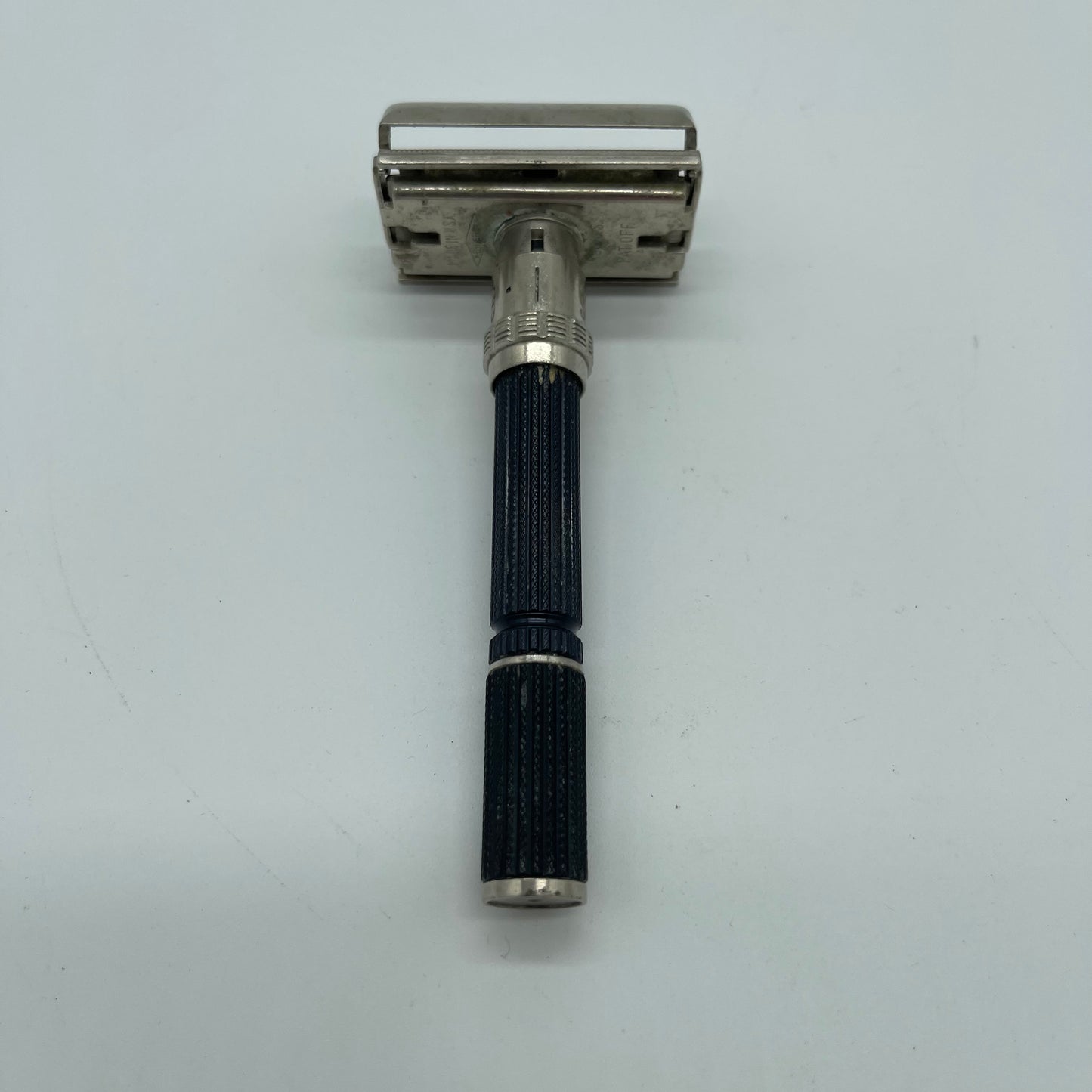 Vintage Gillette Black Beauty Adjustable Safety Razor (Item Number 0068)