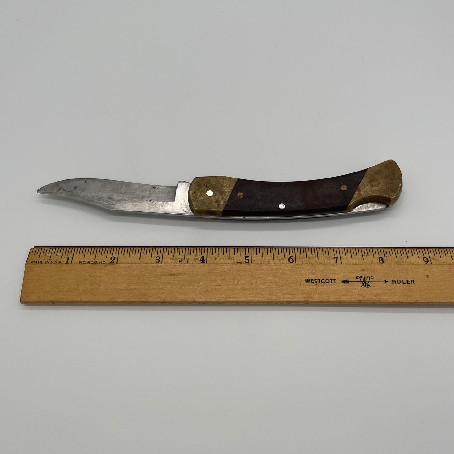 Uncle Henry Schrade Folding Pocket Knife (Item Number 0018)
