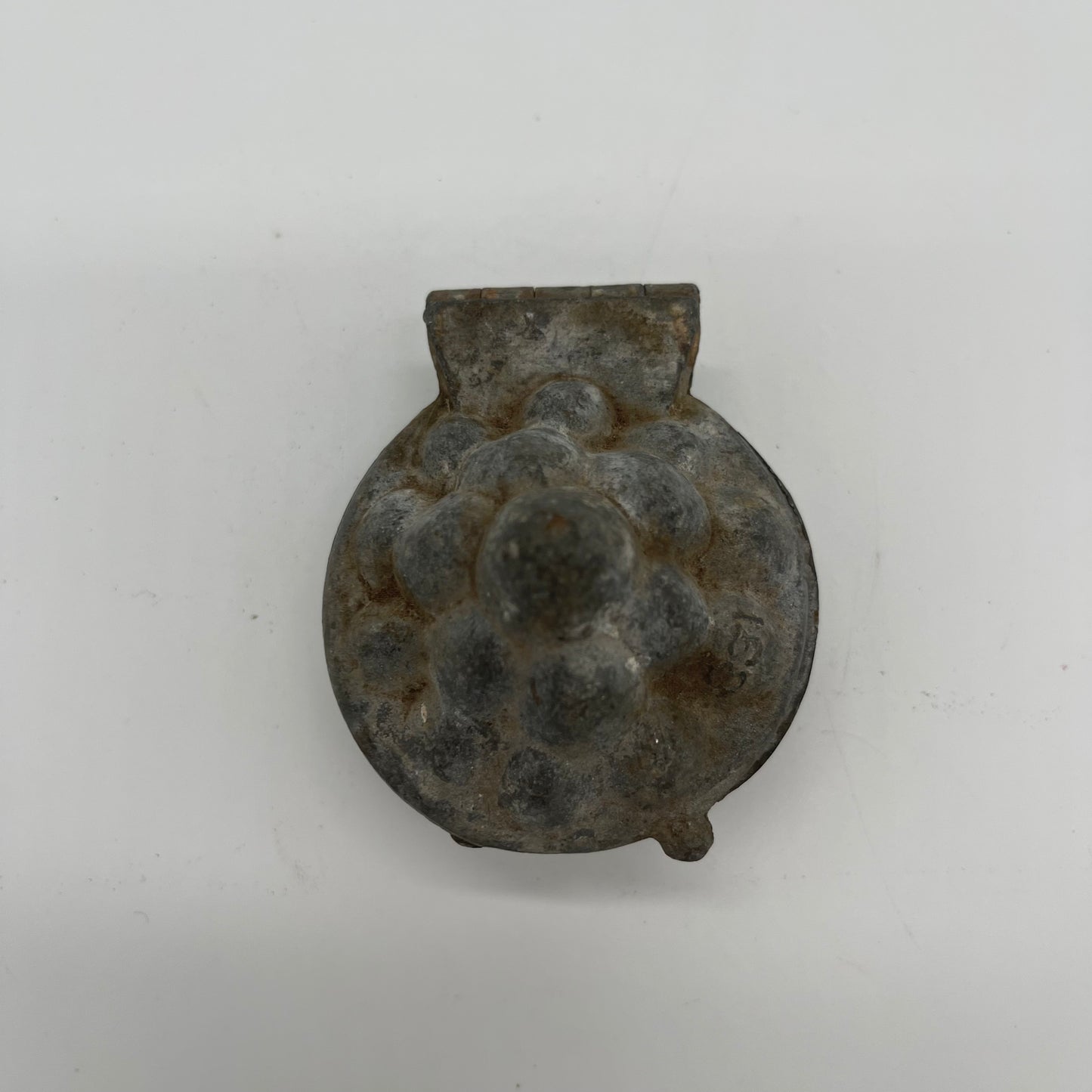 Eppelsheimer Strawberry Pie Mold (Item Number 0096)