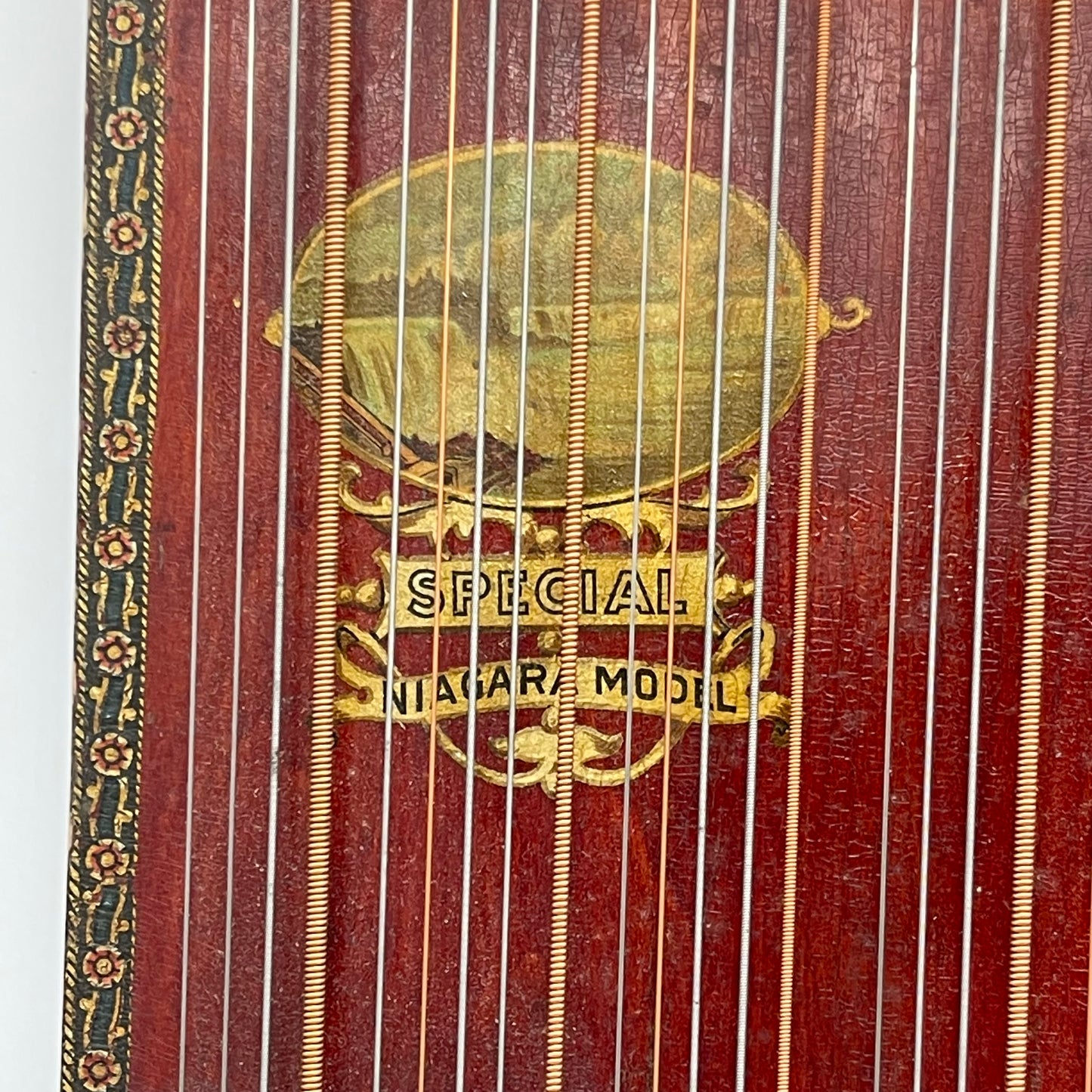 Antique Autoharp/Zither (Item Number 0094)