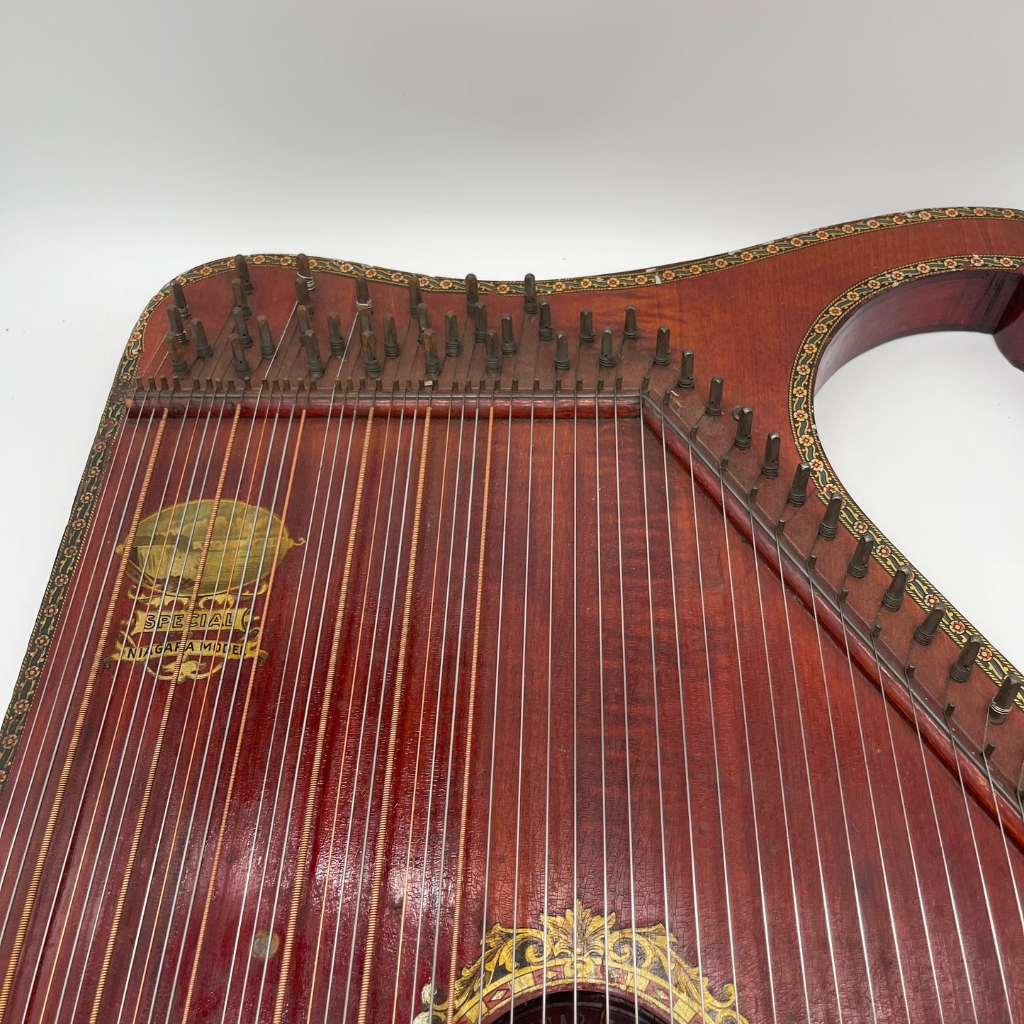 Antique Autoharp/Zither (Item Number 0094)